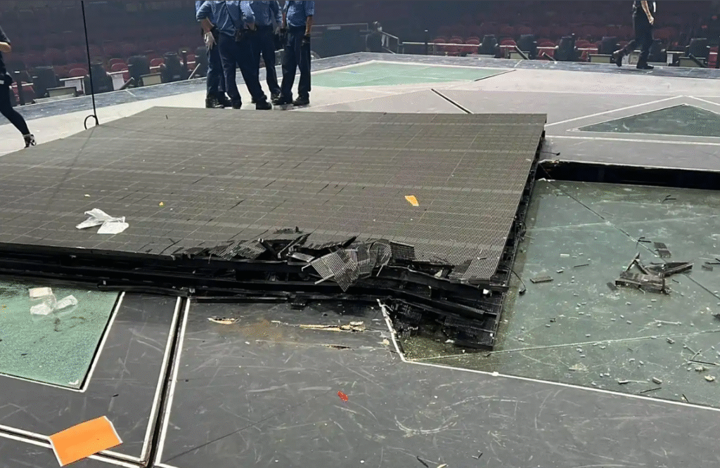 The fallen screen in the accident highlights the importance of equipment management and safety supervision.